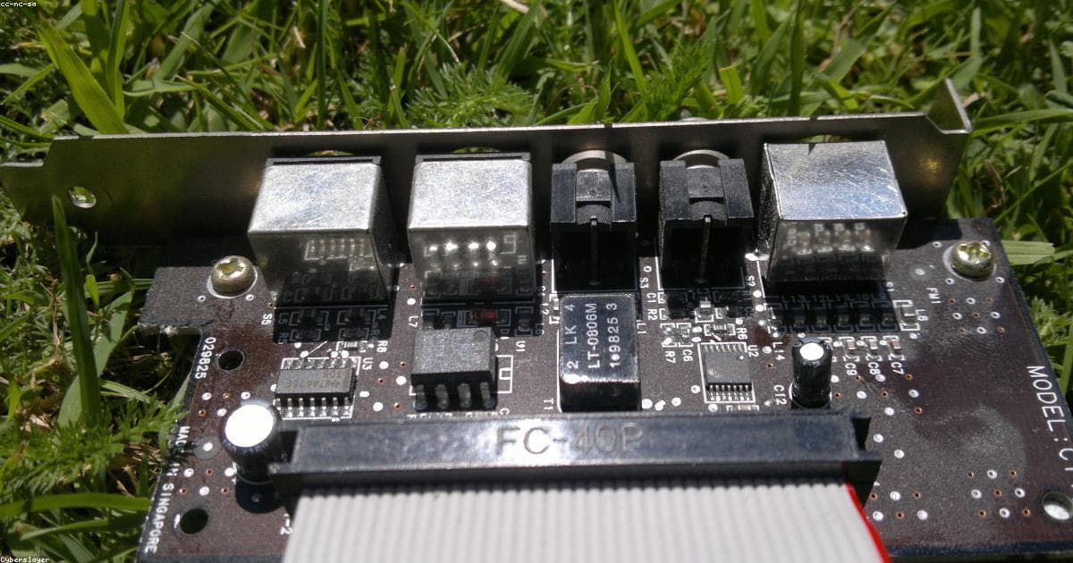 Edge AI & Distributed Agents: Intelligence at the Source